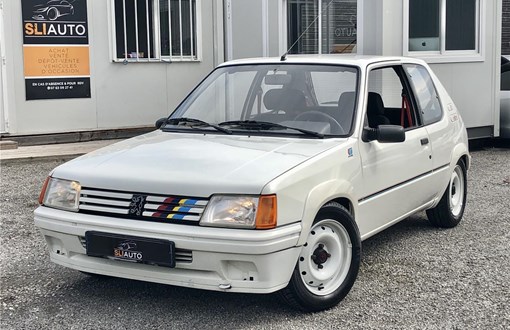 Peugeot 205